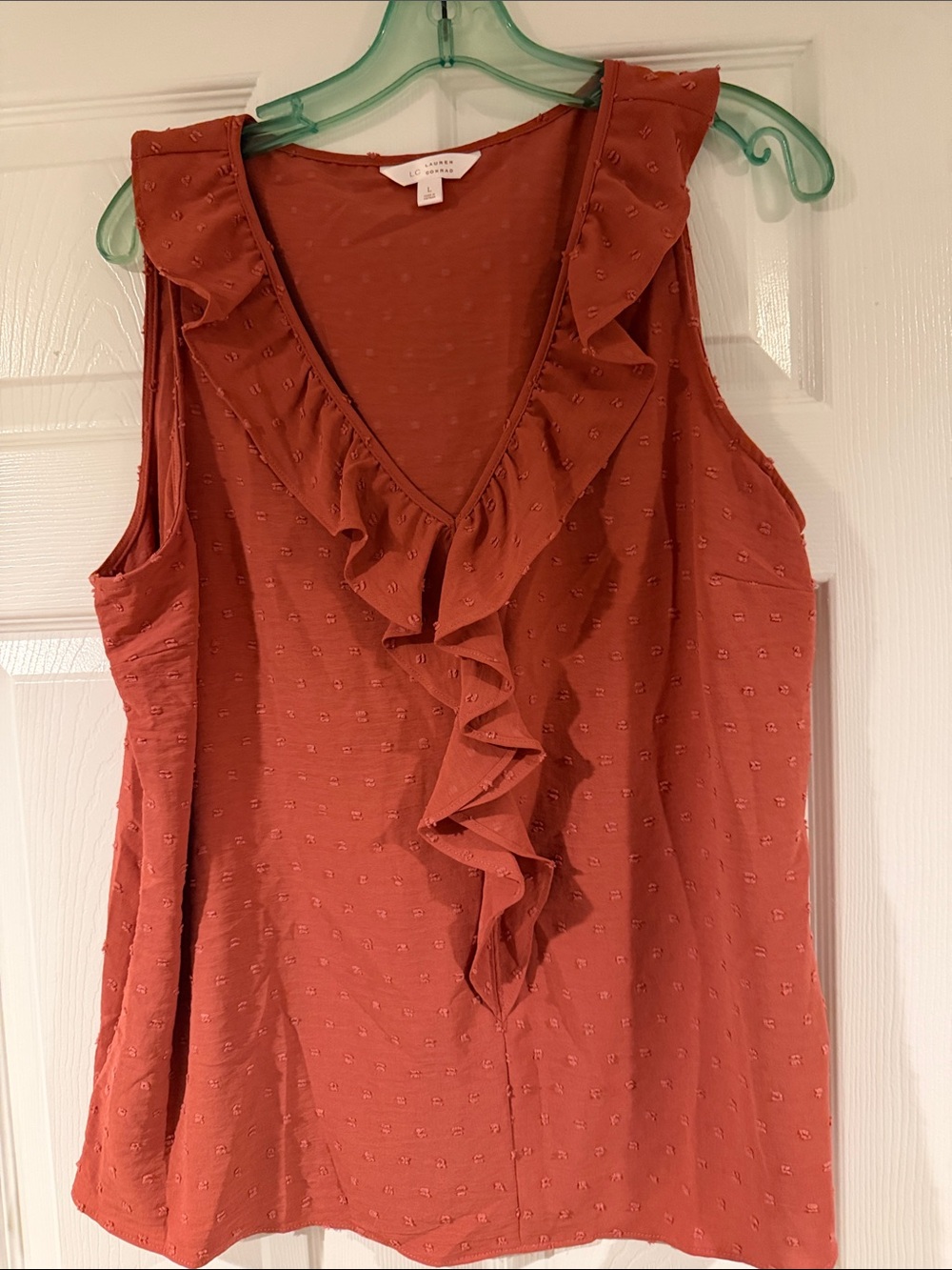 Lauren Conrad Rust Ruffle V-Neck Sleeveless Blouse LG